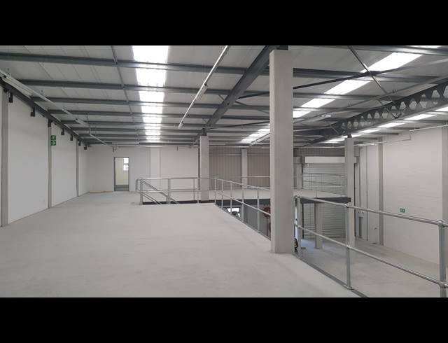 470M² FACTORY FOR SALE IN STIKLAND